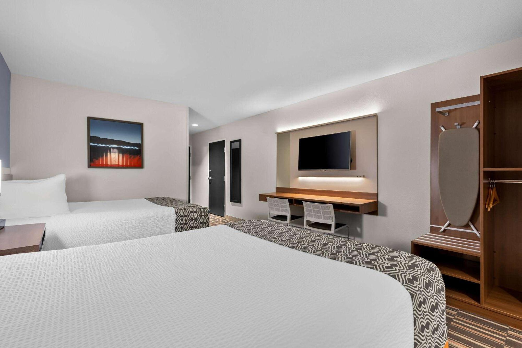 Microtel Inn & Suites By Wyndham Sweetwater Exterior photo